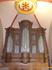 Bild von der Orgel in der Kirche St. Walburgis